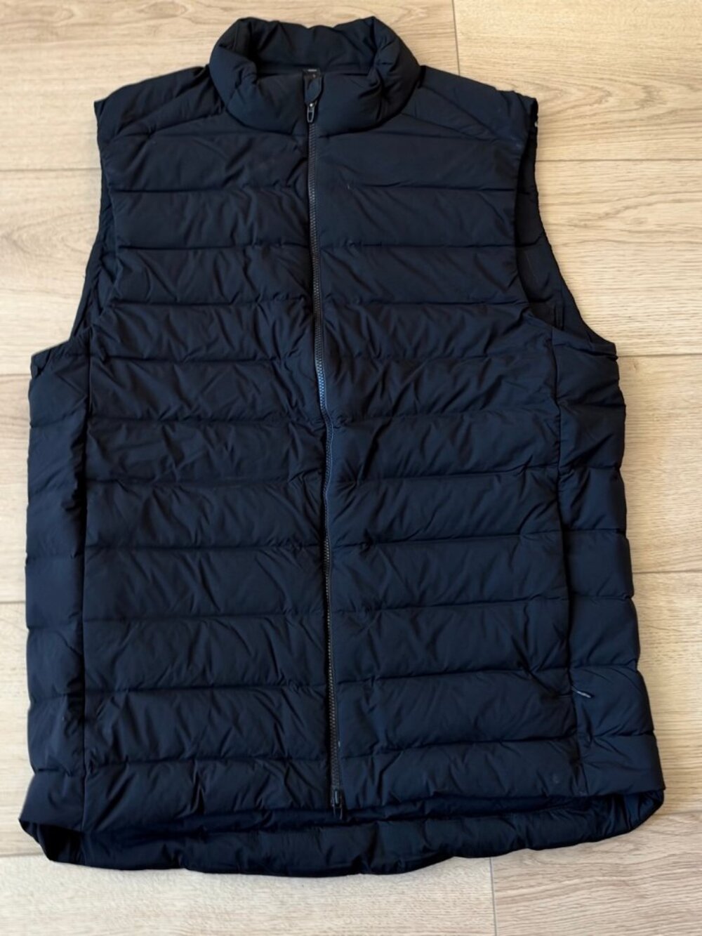 Lululemon Navigation Stretch Down Vest Black S Sleeveless Full Zip Goose Puffer